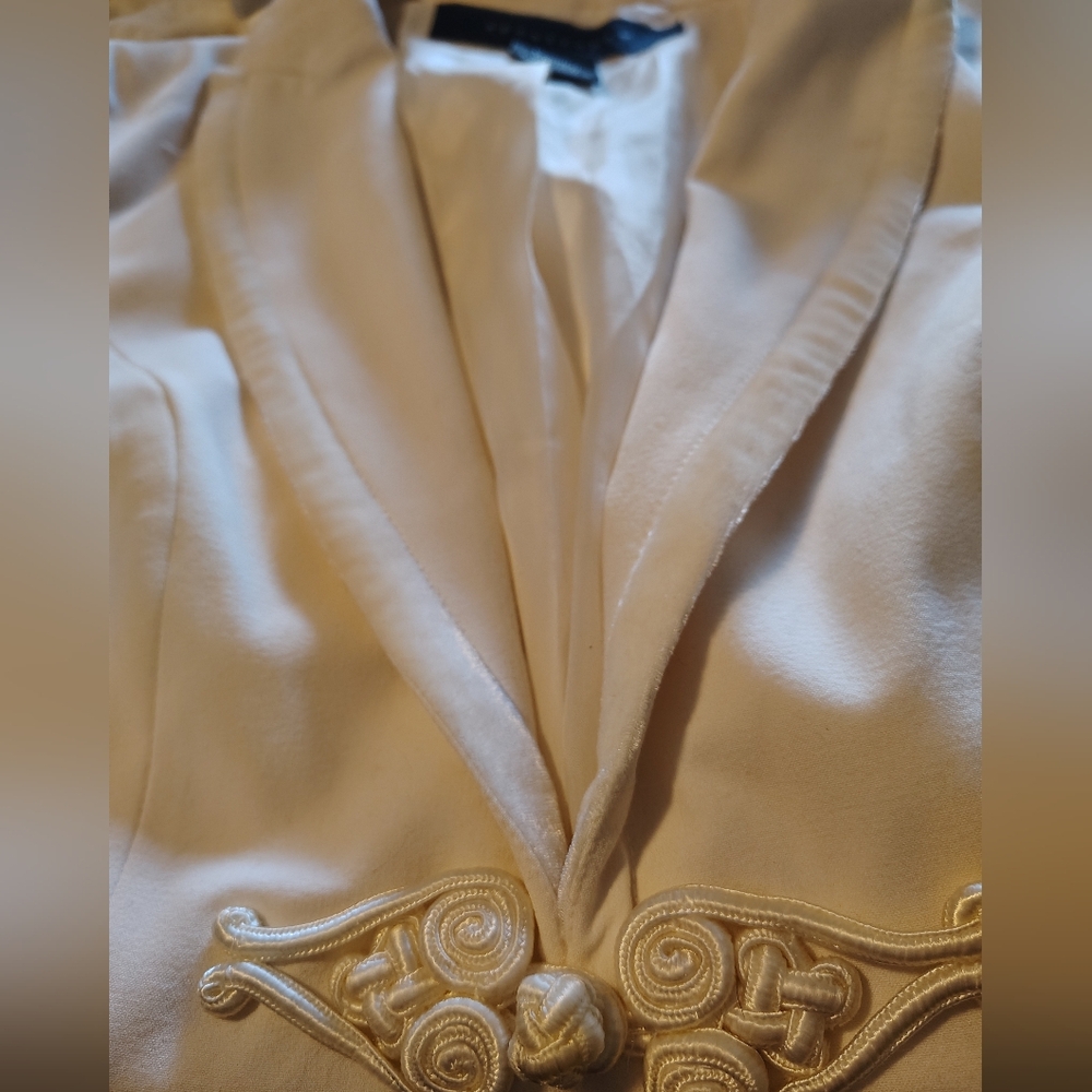 Apostrophe Women Blazer, Ivory, Spread Collar Velour Trim Pckts/Embroid Bttn,6-8 - Picture 11 of 13